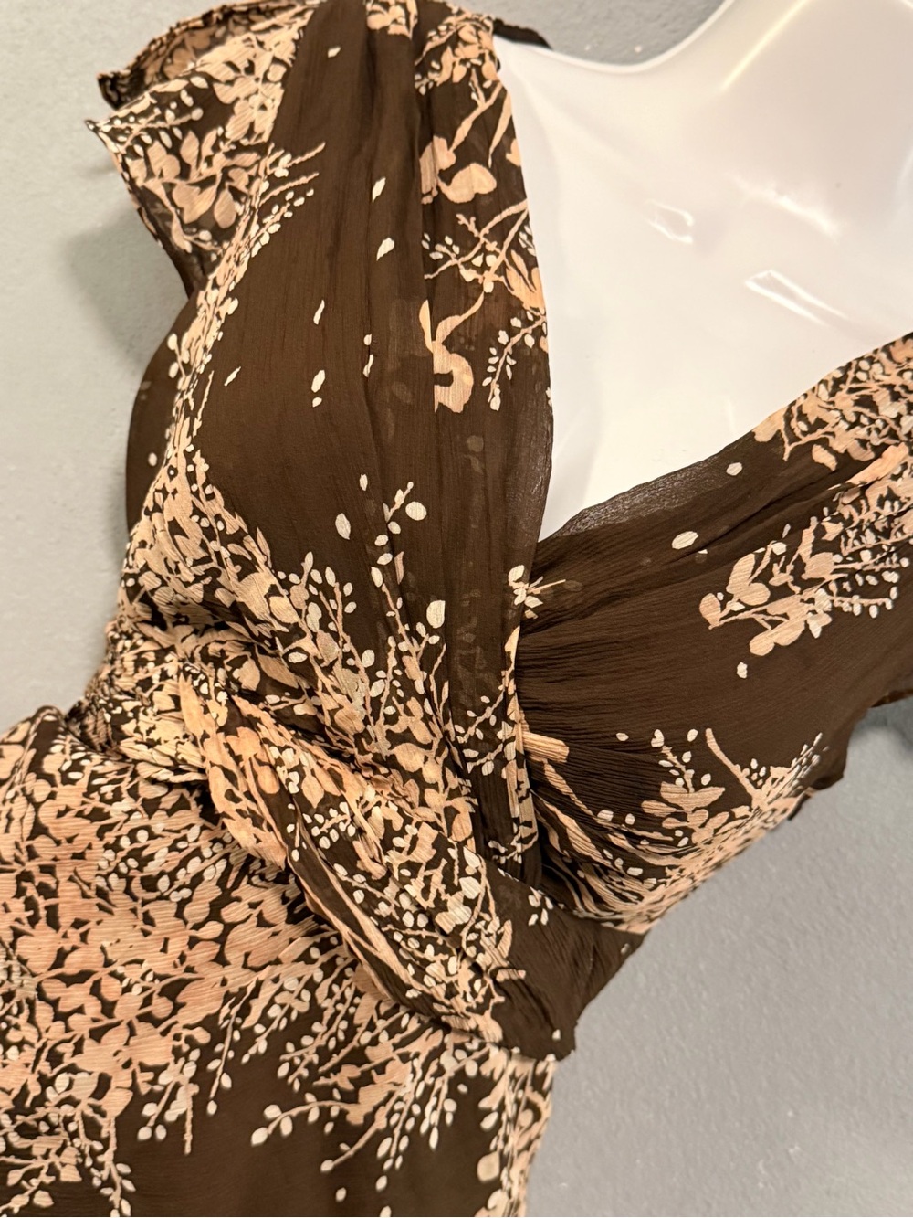 Ann Taylor 100% Silk Floral Chiffon Midi Dress (Size 0) - Picture 3 of 10